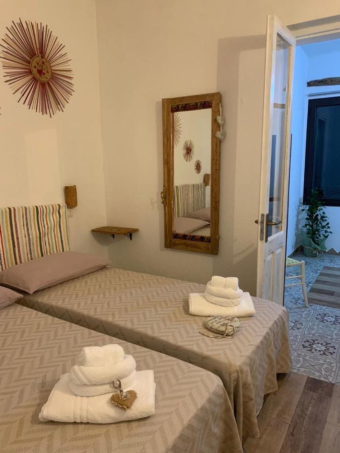 Steddueoro Bed & Breakfast Baunei Bagian luar foto
