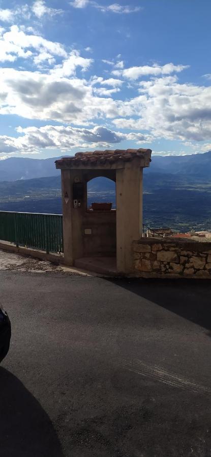 Steddueoro Bed & Breakfast Baunei Bagian luar foto