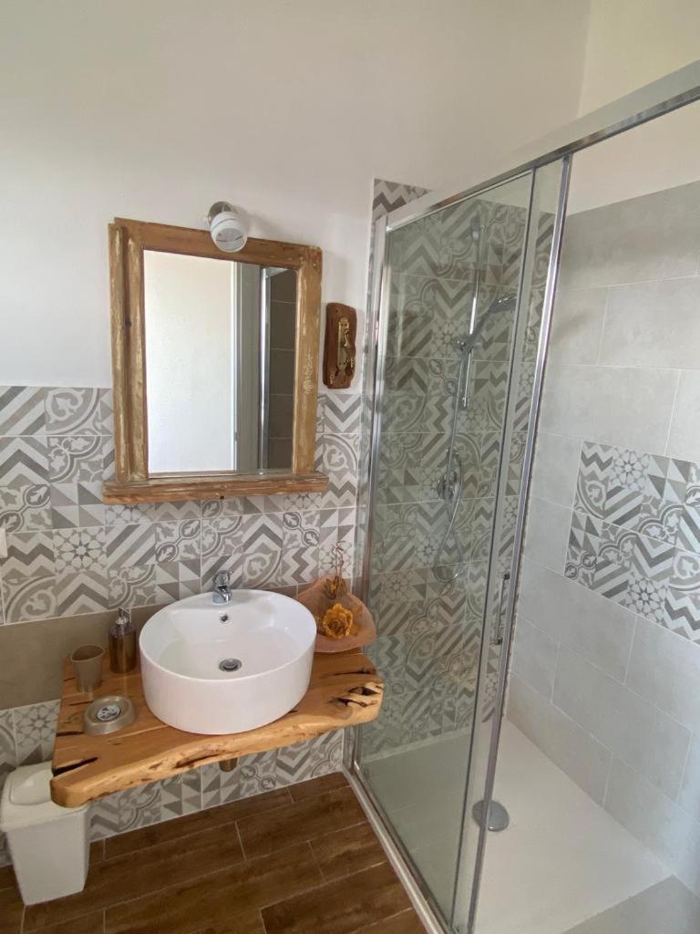 Steddueoro Bed & Breakfast Baunei Ruang foto